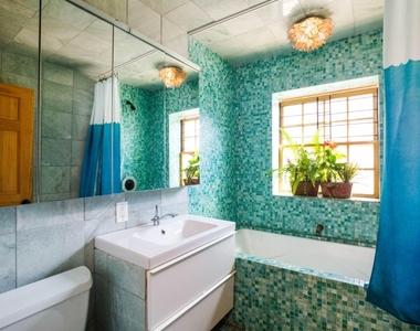 125 Wolcott Street - Photo Thumbnail 4