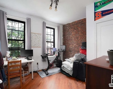 465 Chauncey Street - Photo Thumbnail 1