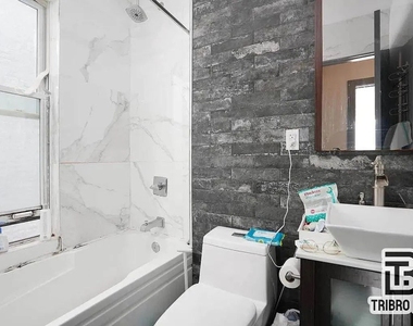 181 Greenpoint Avenue - Photo Thumbnail 1