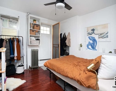 418 E 119th Street - Photo Thumbnail 4