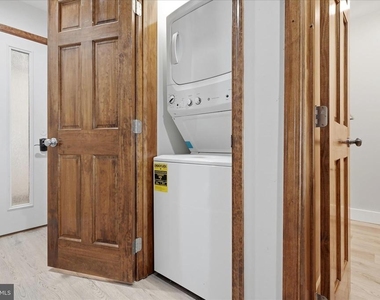 443 Millwood Ave - Photo Thumbnail 13