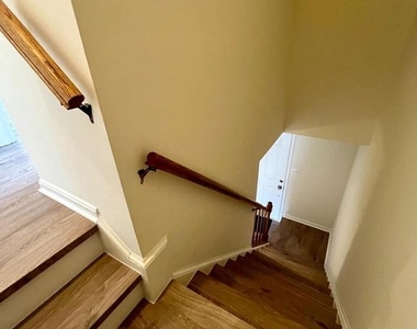 8421 Mckenzie Circle - Photo Thumbnail 32