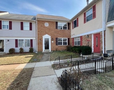 8421 Mckenzie Circle - Photo Thumbnail 1
