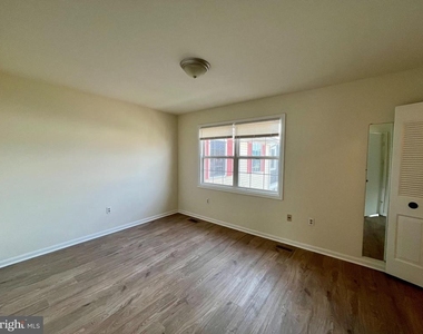 8421 Mckenzie Circle - Photo Thumbnail 18