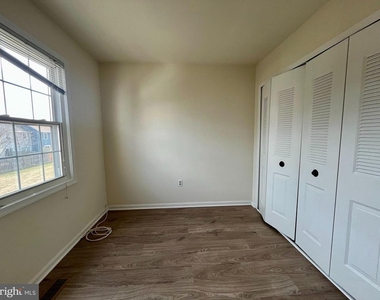 8421 Mckenzie Circle - Photo Thumbnail 31