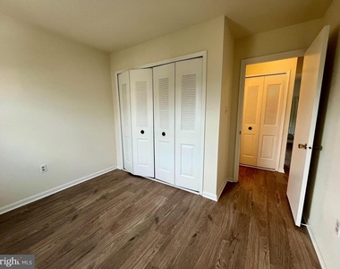 8421 Mckenzie Circle - Photo Thumbnail 28
