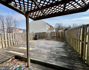 8421 Mckenzie Circle - Photo Thumbnail 35