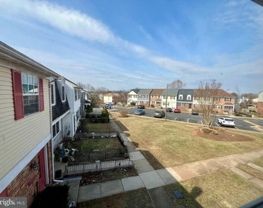 8421 Mckenzie Circle - Photo Thumbnail 21