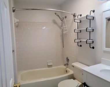 8949 Princeton Park Drive - Photo Thumbnail 15