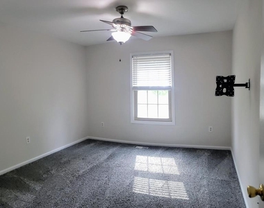 8949 Princeton Park Drive - Photo Thumbnail 13