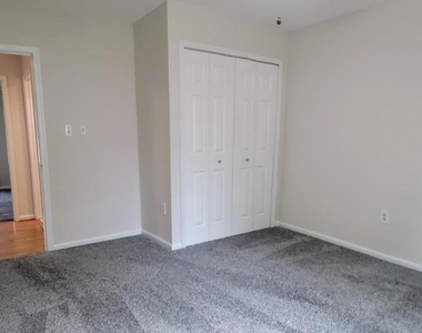 8949 Princeton Park Drive - Photo Thumbnail 14