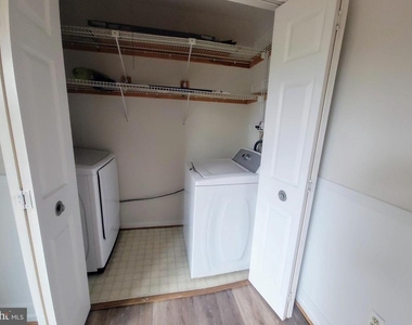 8949 Princeton Park Drive - Photo Thumbnail 7