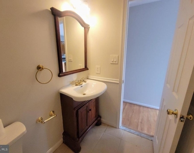 8949 Princeton Park Drive - Photo Thumbnail 9