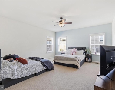 20925 Houseman Terrace - Photo Thumbnail 22