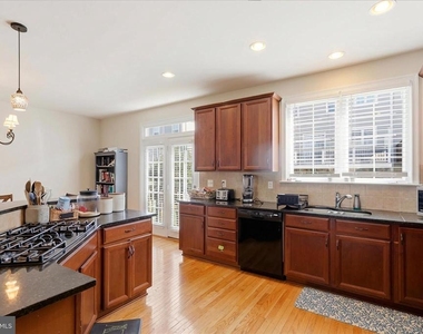 20925 Houseman Terrace - Photo Thumbnail 20