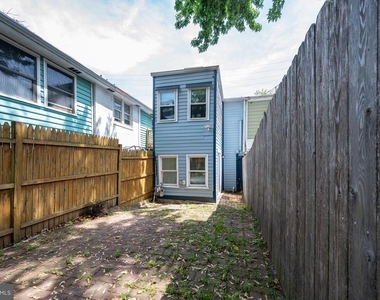 312 N Henry Street - Photo Thumbnail 30