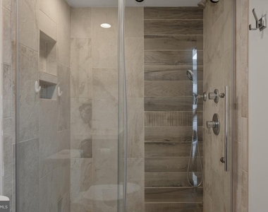 312 N Henry Street - Photo Thumbnail 25