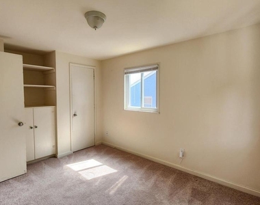 27 Hudson Street - Photo Thumbnail 8