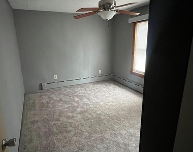 303 S Baltimore Street - Photo Thumbnail 5