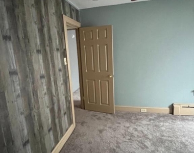 303 S Baltimore Street - Photo Thumbnail 6