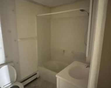 303 S Baltimore Street - Photo Thumbnail 2