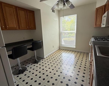 329 Shawmont Avenue - Photo Thumbnail 9