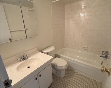 329 Shawmont Avenue - Photo Thumbnail 15