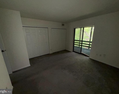 329 Shawmont Avenue - Photo Thumbnail 18