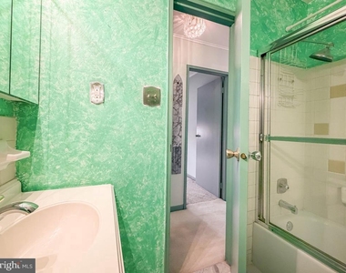 44303 Delaire Landing Road - Photo Thumbnail 18