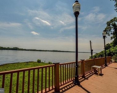 44303 Delaire Landing Road - Photo Thumbnail 41