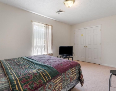 152 Granite Road - Photo Thumbnail 8