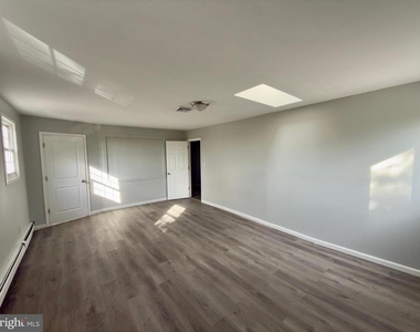422 W 6th Avenue - Photo Thumbnail 23