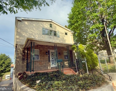 422 W 6th Avenue - Photo Thumbnail 5