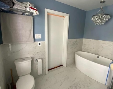 805 Rosehill Drive - Photo Thumbnail 19