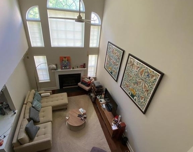 805 Rosehill Drive - Photo Thumbnail 12