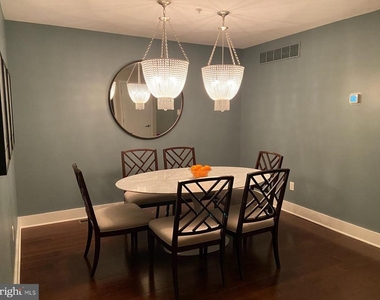 805 Rosehill Drive - Photo Thumbnail 4