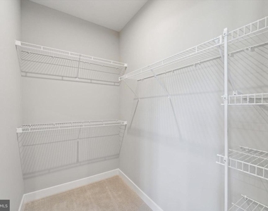 122 Arcadia Way - Photo Thumbnail 15