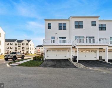 122 Arcadia Way - Photo Thumbnail 24