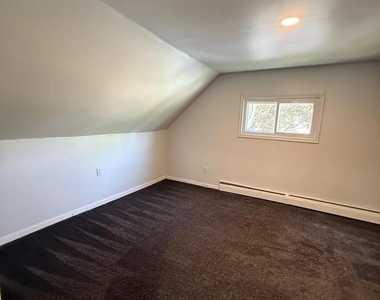 5 Nickelhill Lane - Photo Thumbnail 23