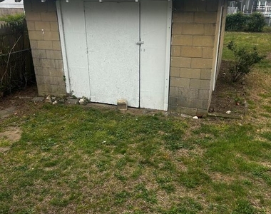 428 Summit Avenue - Photo Thumbnail 12
