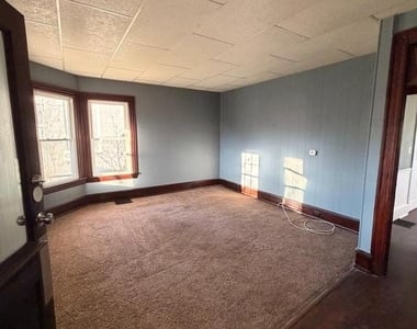 212 Helms Avenue - Photo Thumbnail 1