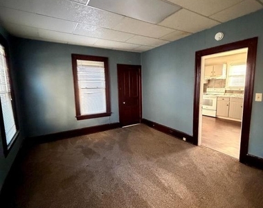 212 Helms Avenue - Photo Thumbnail 5