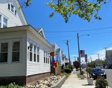 7103 Ventnor Avenue - Photo Thumbnail 1