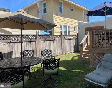 7103 Ventnor Avenue - Photo Thumbnail 8