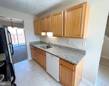 21845 Ronald Drive - Photo Thumbnail 7