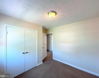 21845 Ronald Drive - Photo Thumbnail 13