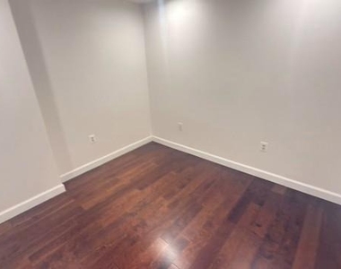 5750 Bou Avenue - Photo Thumbnail 20