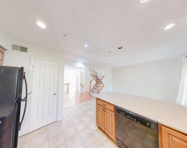 3038 Finsel Court - Photo Thumbnail 5