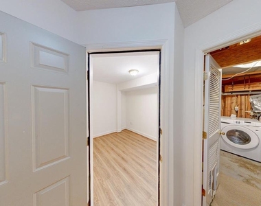 3038 Finsel Court - Photo Thumbnail 17