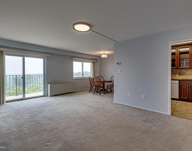 1111 University Boulevard W - Photo Thumbnail 9